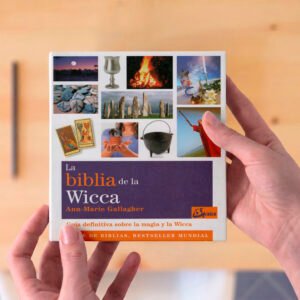 Biblia-de-la-wicca-la-A.jpg.jpeg Biblia de la Wicca